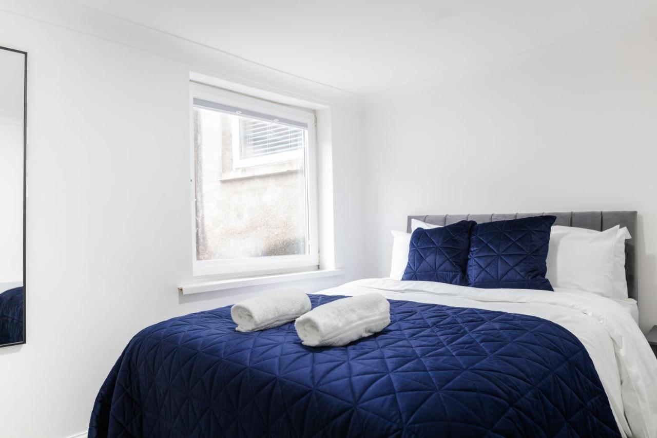Chic Urban 2 Bedroom Apartments 카디프 외부 사진